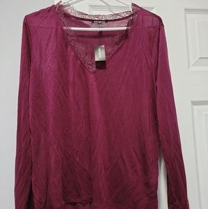 Wine Express lace long sleeve